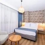 Uno Elegance Hotel Gulluk