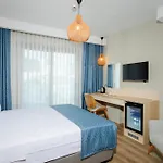 Uno Elegance * Gulluk