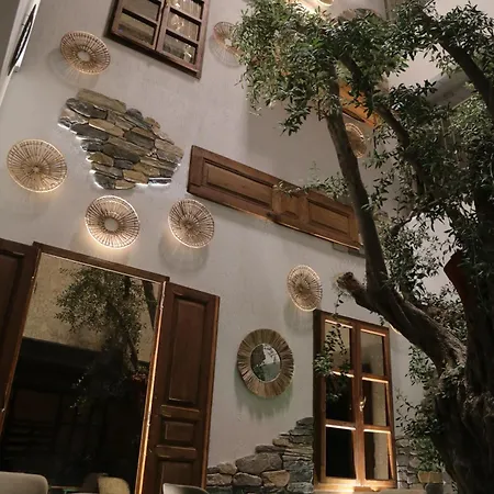 Hotell Uno Elegance